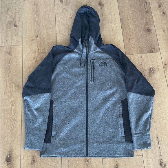 The North Face Men's Hooded Jacket - Picture 1 of 11